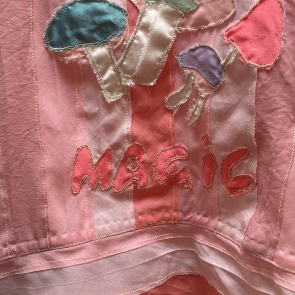 “Magic mushrooms 🍄” blouse (cover). - Picture 4 of 10